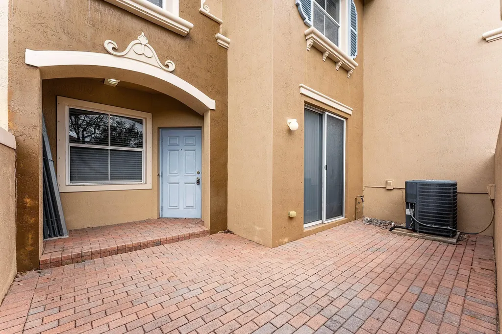 6515 Diamond Springs Terrace West Palm Beach FL 33411