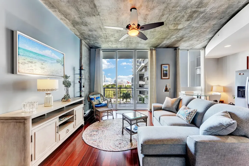 300 S Australian Avenue West Palm Beach FL 33401