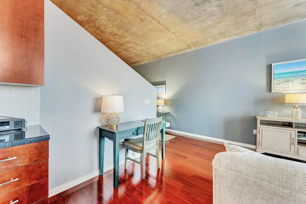 300 S Australian Avenue West Palm Beach FL 33401