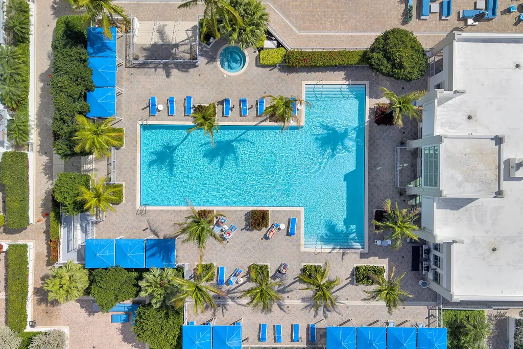 300 S Australian Avenue West Palm Beach FL 33401