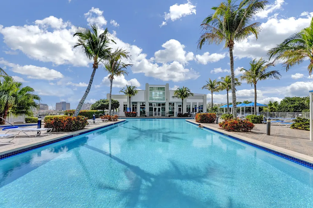 300 S Australian Avenue West Palm Beach FL 33401