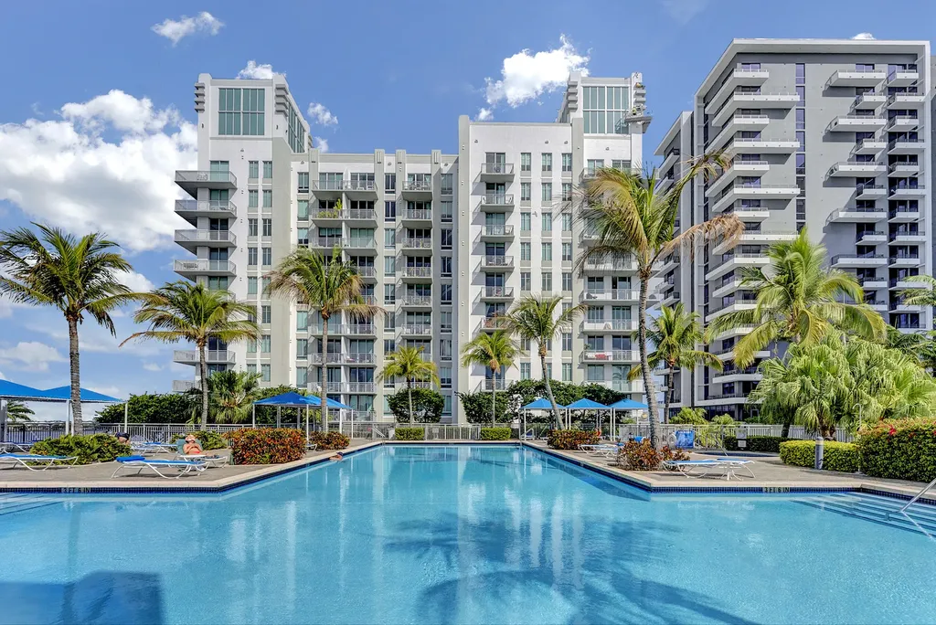 300 S Australian Avenue West Palm Beach FL 33401