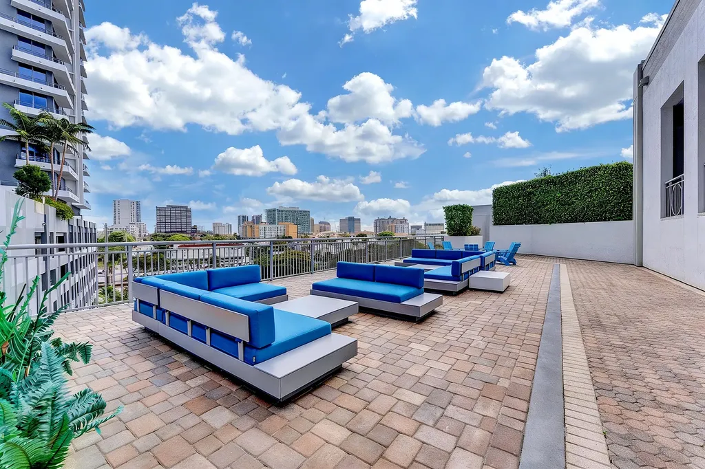 300 S Australian Avenue West Palm Beach FL 33401