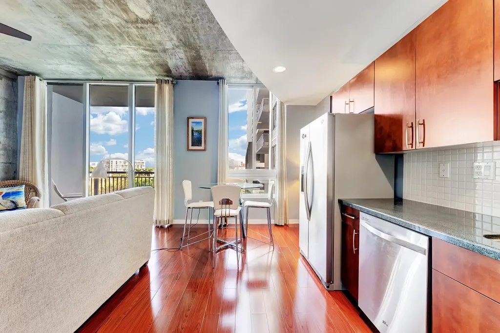 300 S Australian Avenue West Palm Beach FL 33401