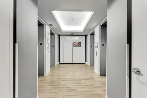 300 S Australian Avenue West Palm Beach FL 33401