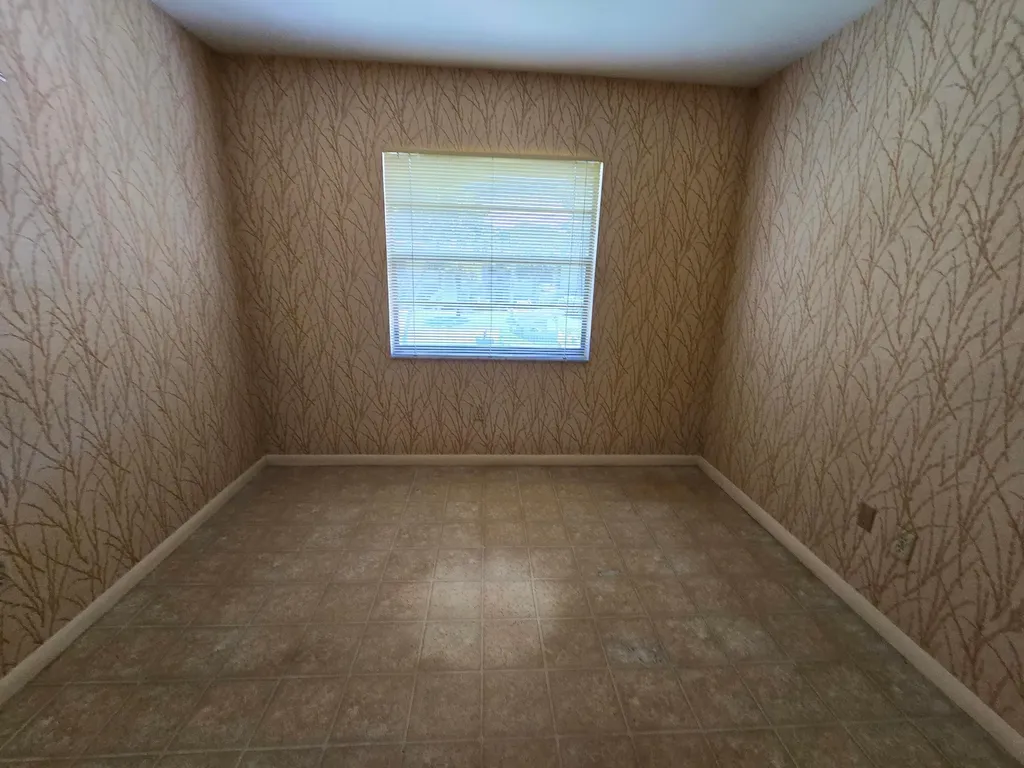 17 Westgate Lane Boynton Beach FL 33436
