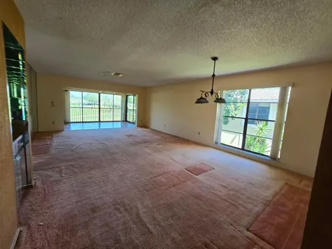 17 Westgate Lane Boynton Beach FL 33436