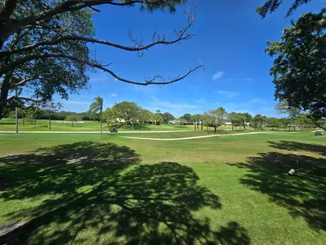 17 Westgate Lane Boynton Beach FL 33436