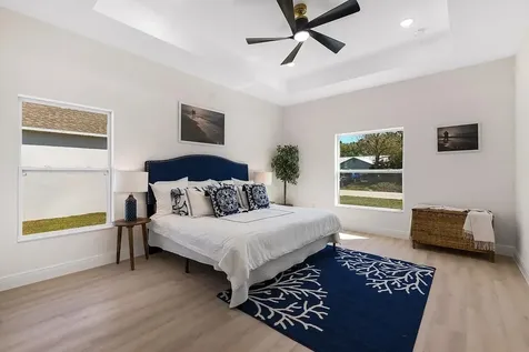 9055 103rd Avenue Vero Beach FL 32967
