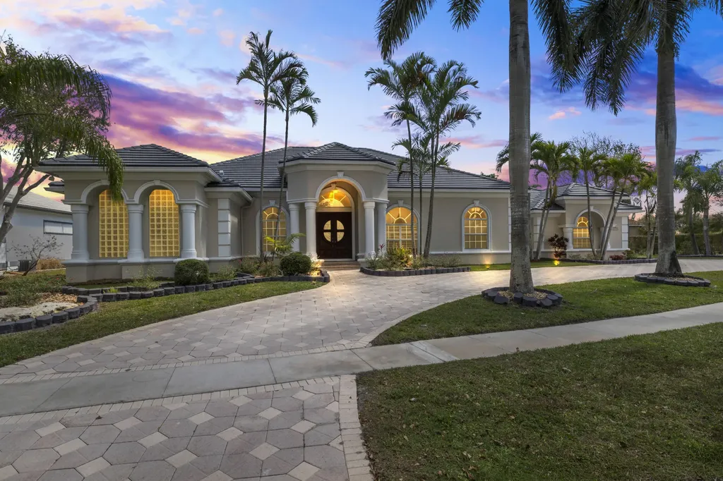 2296 Greenview Cove Drive Wellington FL 33414