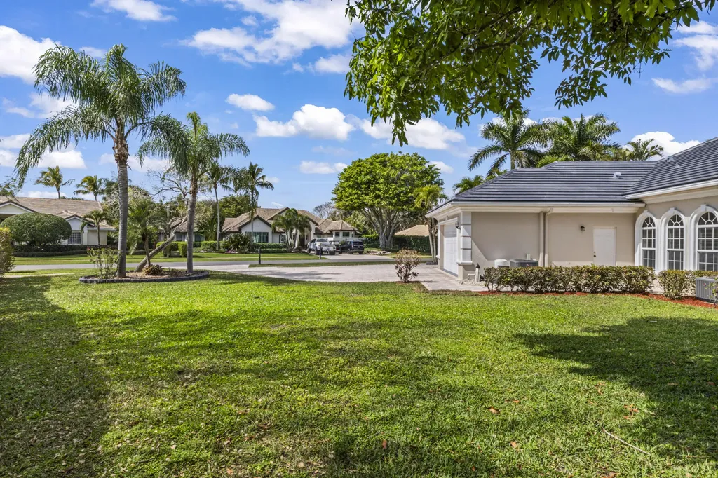 2296 Greenview Cove Drive Wellington FL 33414
