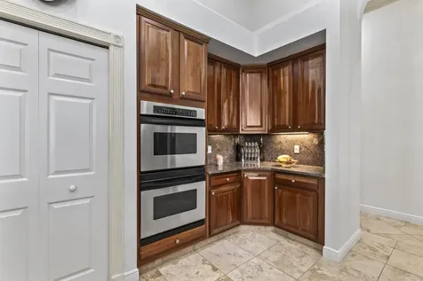 2296 Greenview Cove Drive Wellington FL 33414