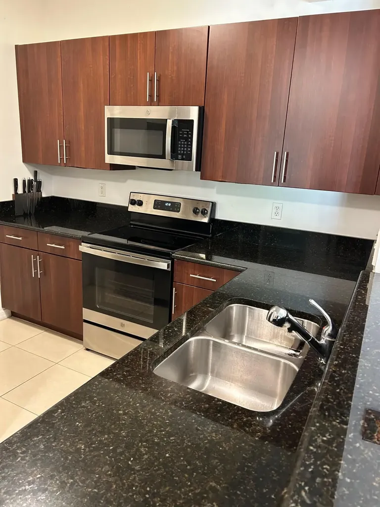 4905 Midtown Lane Palm Beach Gardens FL 33418