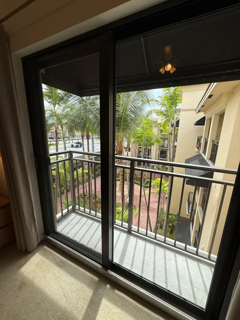 4905 Midtown Lane Palm Beach Gardens FL 33418