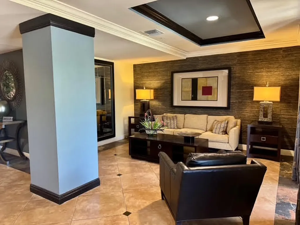 4905 Midtown Lane Palm Beach Gardens FL 33418