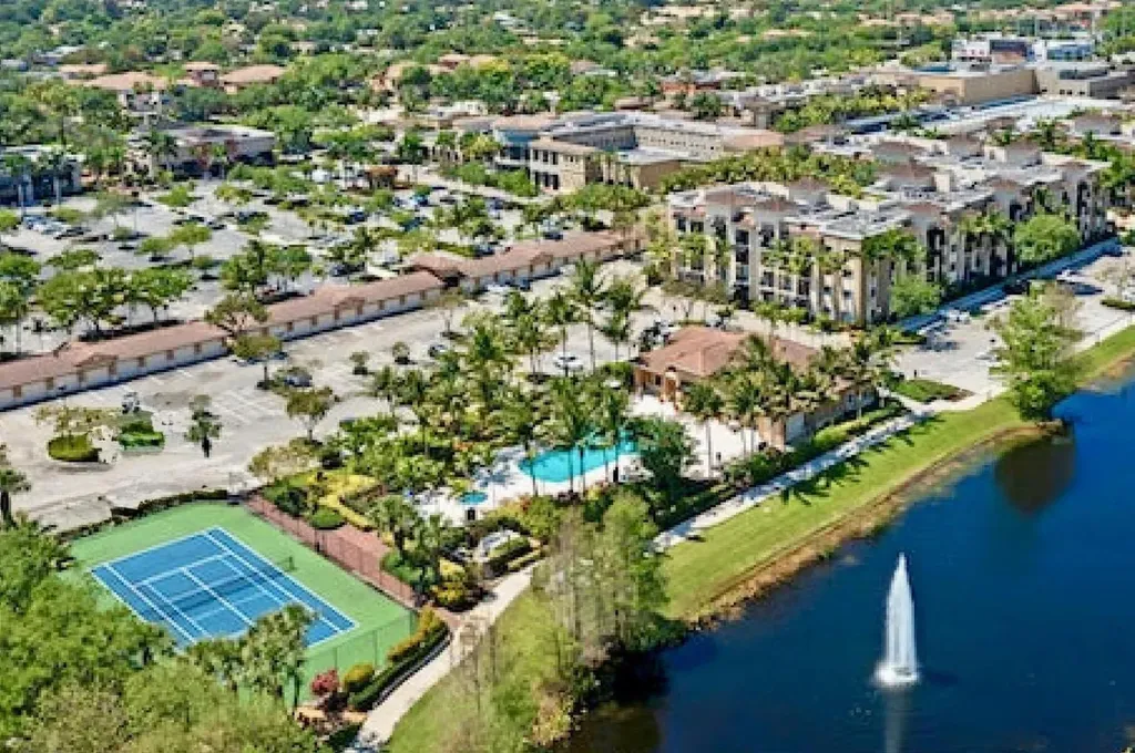 4905 Midtown Lane Palm Beach Gardens FL 33418