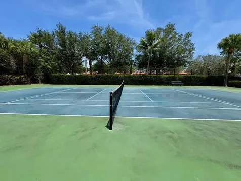 4905 Midtown Lane Palm Beach Gardens FL 33418