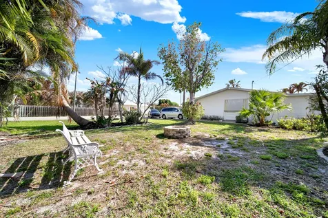 1180 NE Crescent Street Jensen Beach FL 34957