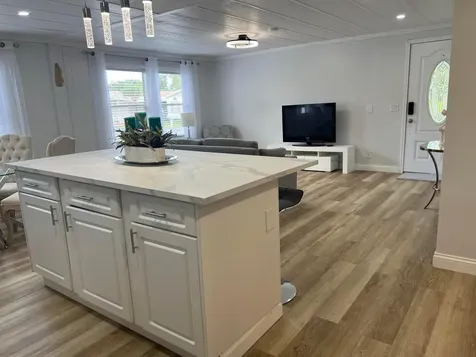 6741 NW 44th Way NW Coconut Creek FL 33073
