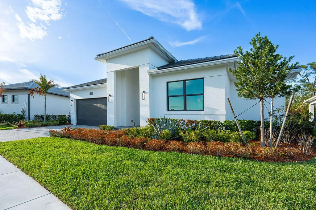 2293 SE Canopy Cove Lane Port St Lucie FL 34984