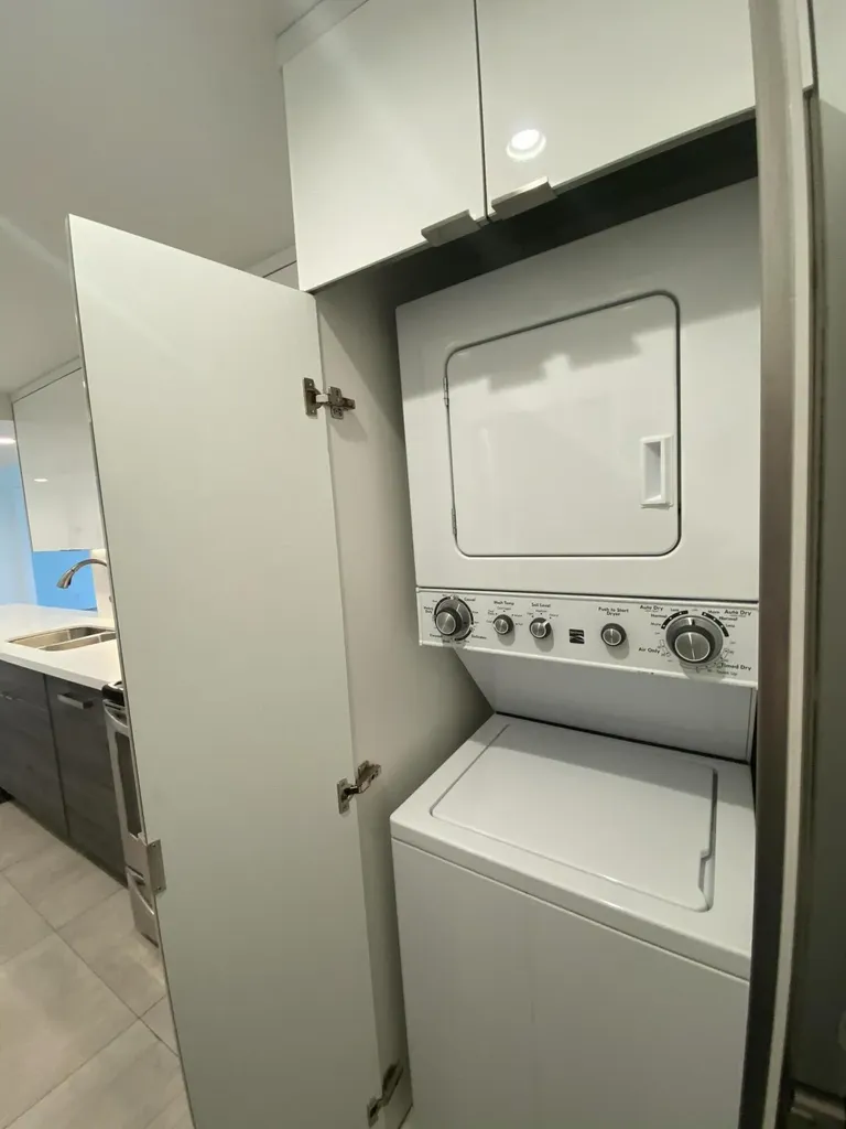 5401 Collins Avenue Miami Beach FL 33140