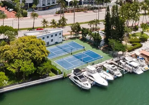5401 Collins Avenue Miami Beach FL 33140