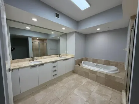 15051 Royal Oaks Lane North Miami FL 33181