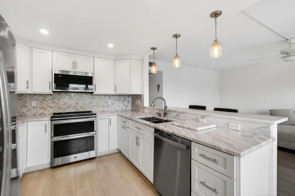 3084 Oakridge U Deerfield Beach FL 33442