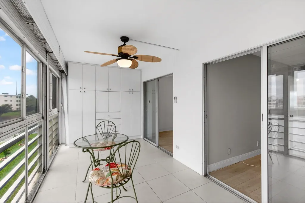 3084 Oakridge U Deerfield Beach FL 33442