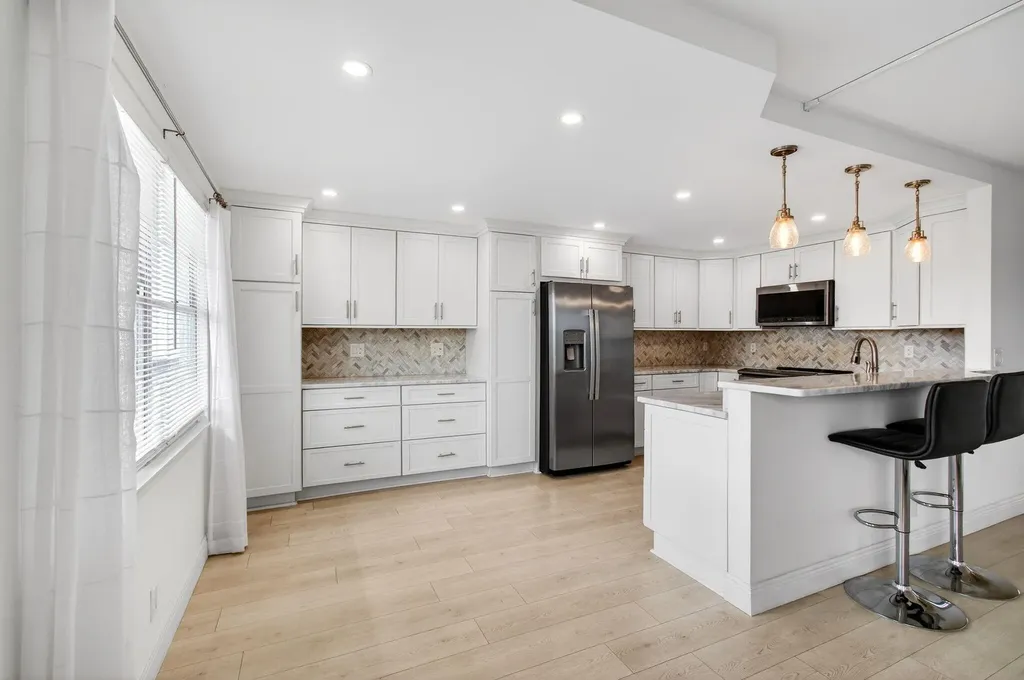 3084 Oakridge U Deerfield Beach FL 33442