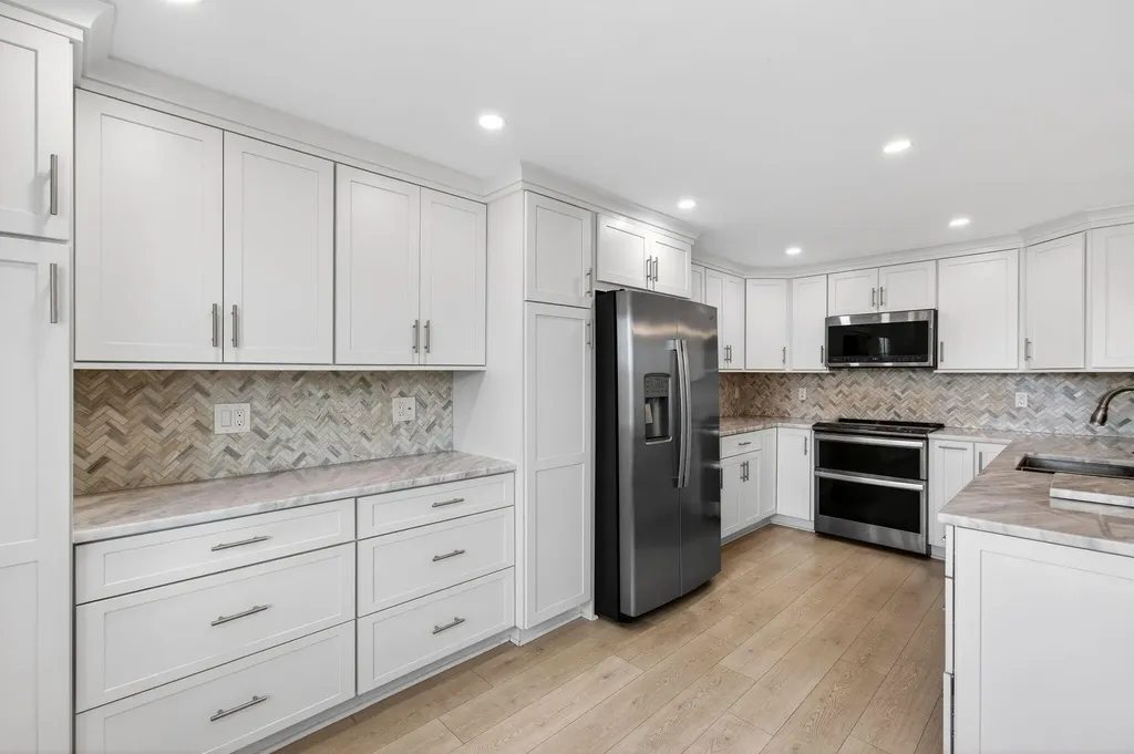 3084 Oakridge U Deerfield Beach FL 33442