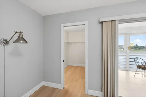 3084 Oakridge U Deerfield Beach FL 33442