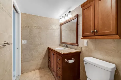 3084 Oakridge U Deerfield Beach FL 33442