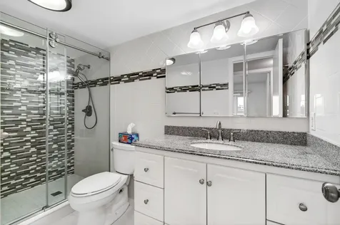 3084 Oakridge U Deerfield Beach FL 33442