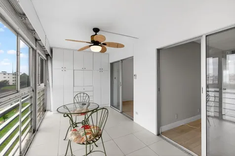 3084 Oakridge U Deerfield Beach FL 33442