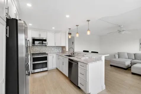 3084 Oakridge U Deerfield Beach FL 33442