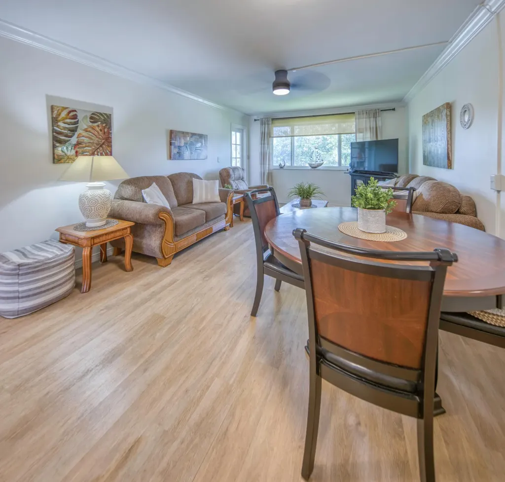 2566 Garden Drive S Lake Worth Beach FL 33461