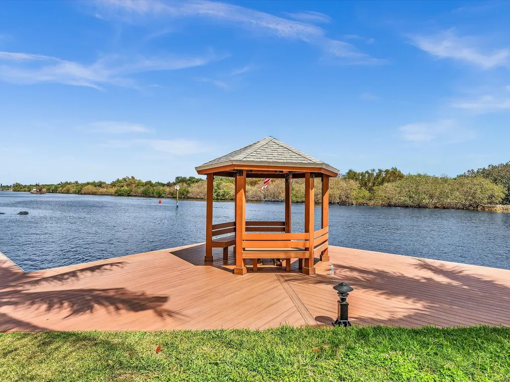 911 Kokomo Key Lane Delray Beach FL 33483