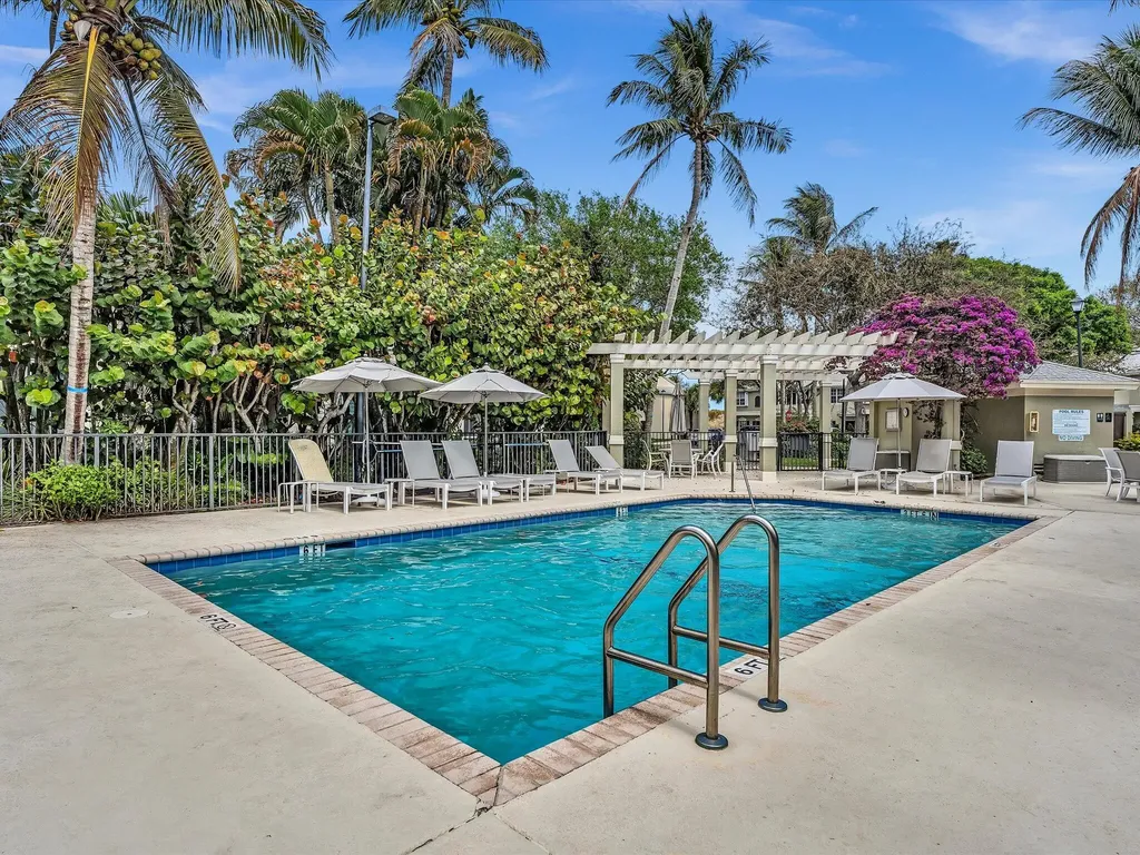911 Kokomo Key Lane Delray Beach FL 33483