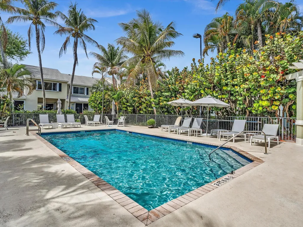 911 Kokomo Key Lane Delray Beach FL 33483