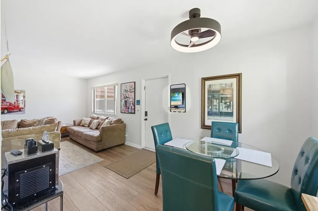 336 Brittany G Delray Beach FL 33446