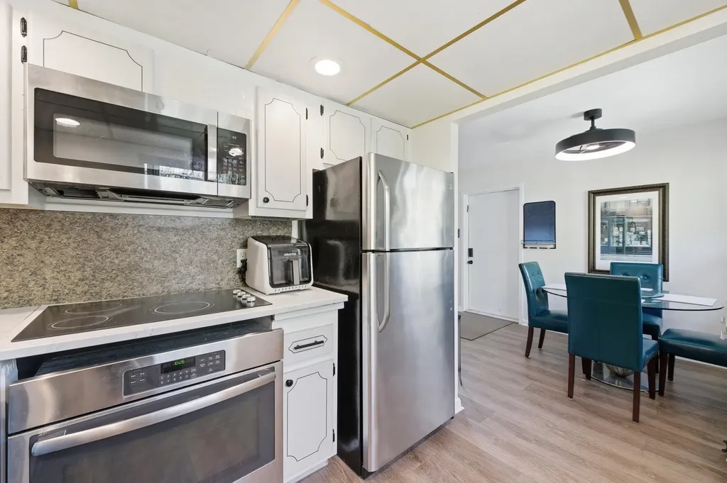 336 Brittany G Delray Beach FL 33446