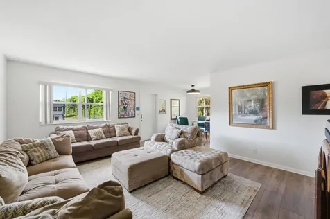 336 Brittany G Delray Beach FL 33446