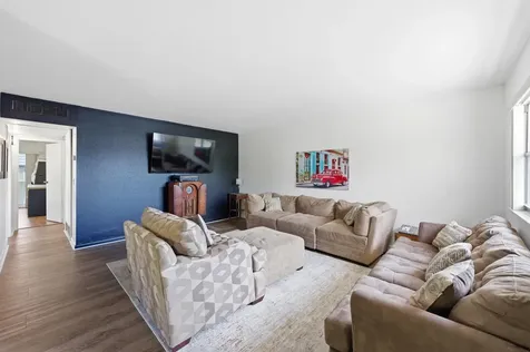 336 Brittany G Delray Beach FL 33446