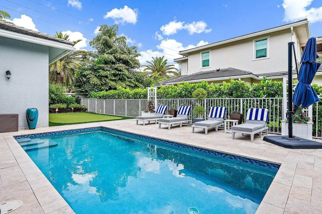 2500 Estates Drive North Palm Beach FL 33410