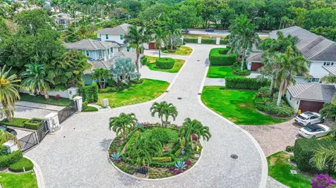 2500 Estates Drive North Palm Beach FL 33410