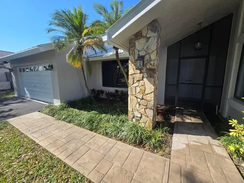 10207 NW 7th Court Plantation FL 33324