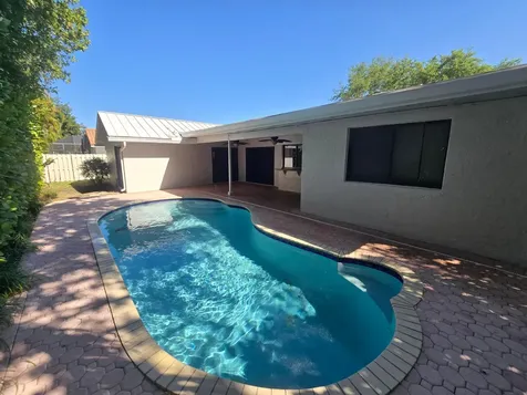 10207 NW 7th Court Plantation FL 33324
