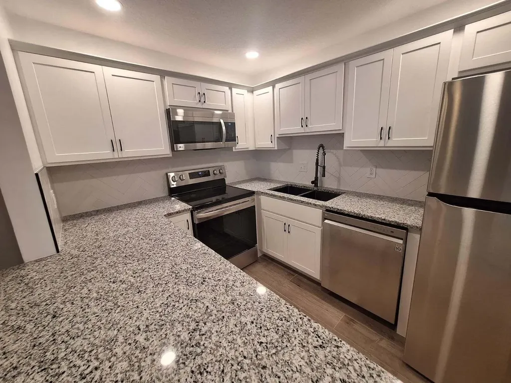 1965 SW Silver Pine Way Palm City FL 34990