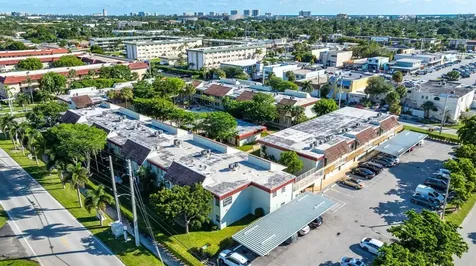860 SE 6th Avenue Deerfield Beach FL 33441